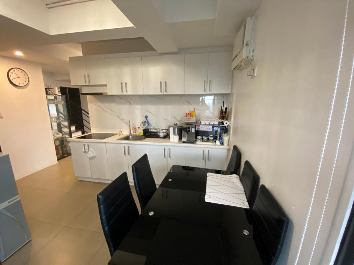 Penthouse Suite At Porto Vita Towers In Cubao Quezon City Manila Exterior photo